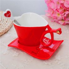 Heart-Shaped Ceramic Coffee Mug with Saucer & Spoon – Perfect Gift for Friends and Special Occasions 