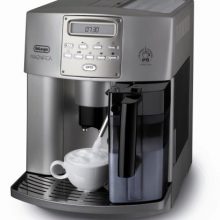 DeLonghi Magnifica Digital Super-Automatic Espresso/Coffee Machine