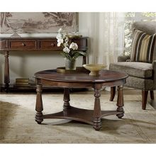 Hooker Furniture Leesburg Round Coffee Table in Mahogany