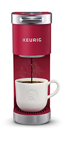 Keurig K-Mini Plus Coffee Maker, Single Serve Okay-Cup Pod Coffee Brewer, 6 to 12 oz. Brew Measurement, Shops as much as 9 Okay-Cup Pods, Cardinal Crimson.