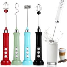 Milk Frother Handheld Electrical Milk Coffee Foam Maker with 3 Whisks, Highly effective 3 Speeds Rechargable Coffee Mixer for Coffee, Lattes, Cappuccino, Matcha, Sizzling Chocolate with 16 Pcs Artwork Stencils (Black).