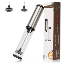 Handheld Electric Milk Frother and Egg Beater with Interchangeable Heads in Black – Ideal for Frothing Milk and Whisking Eggs, Lightweight and Ergonomic for Home Use. 